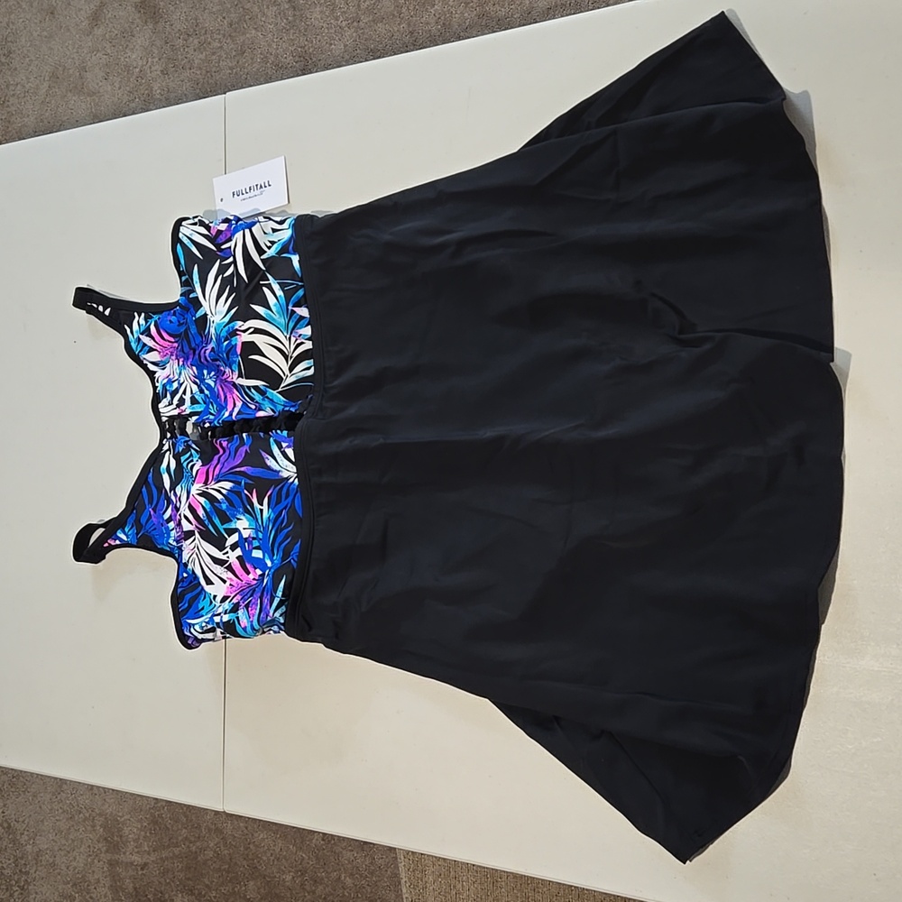 Fullfitall plus size swim dress, size 22, NWT